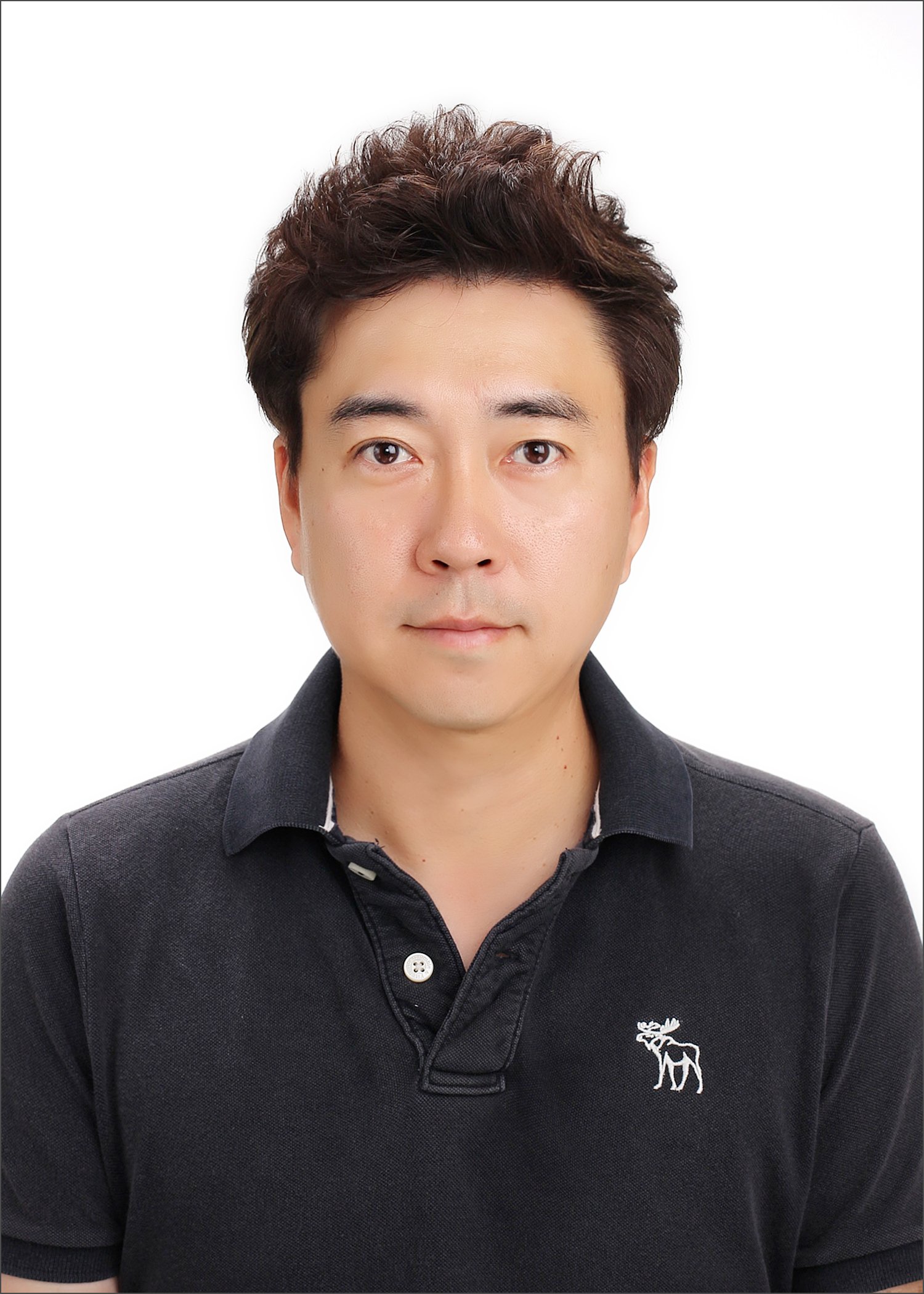 Mr. Chris Kim